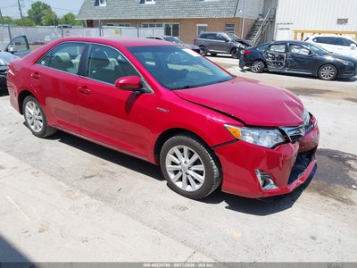 TOYOTA CAMRY HYBRID 2012