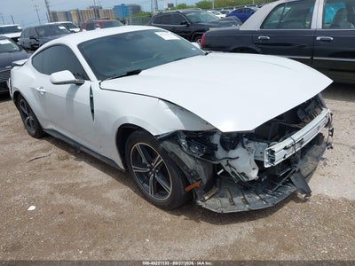 FORD MUSTANG 2025