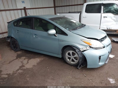 TOYOTA PRIUS 2015