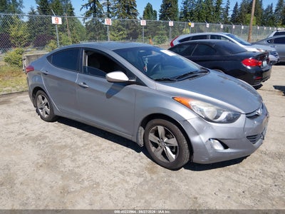 HYUNDAI ELANTRA 2013