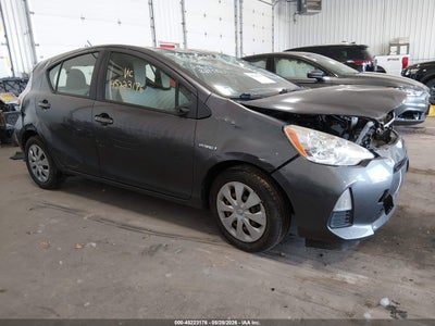 TOYOTA PRIUS C 2014