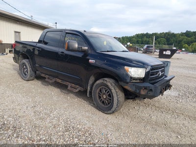 TOYOTA TUNDRA 2010