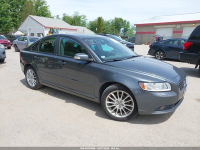 VOLVO S40 2010