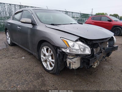 NISSAN MAXIMA 2014