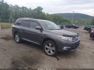 TOYOTA HIGHLANDER 2011