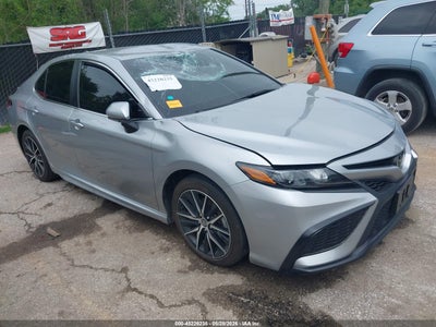 TOYOTA CAMRY 2023