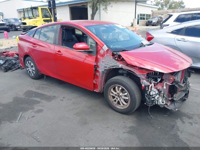 TOYOTA PRIUS PRIME 2021