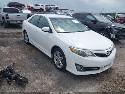TOYOTA CAMRY 2014