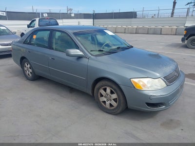 TOYOTA AVALON 2001