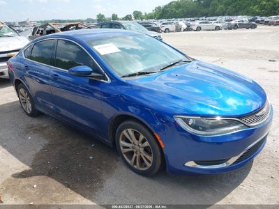 CHRYSLER 200 2015