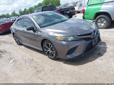 TOYOTA CAMRY 2019