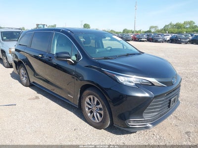 TOYOTA SIENNA 2021