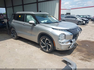 MITSUBISHI OUTLANDER 2023