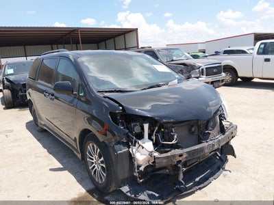 TOYOTA SIENNA 2020