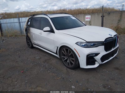 BMW X7 2021