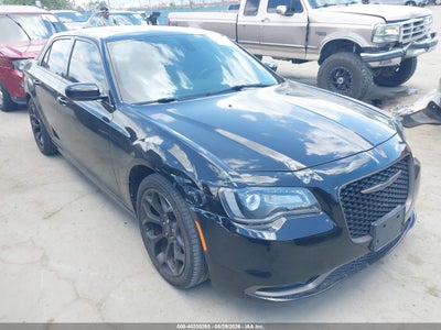 CHRYSLER 300 2017