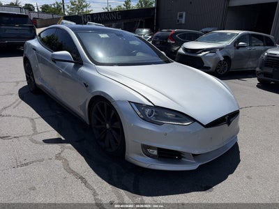 TESLA MODEL S 2013