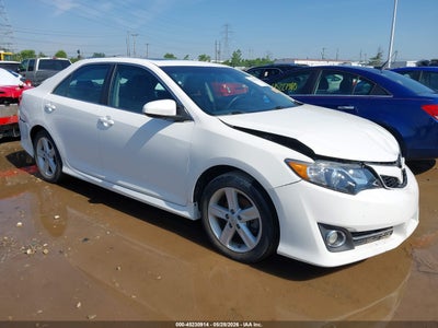 TOYOTA CAMRY 2014