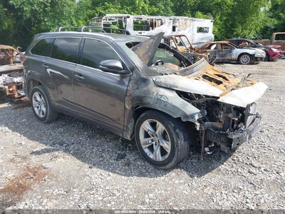 TOYOTA HIGHLANDER 2015