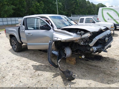 TOYOTA TACOMA 2018