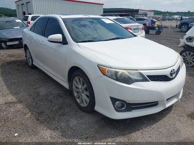 TOYOTA CAMRY 2014