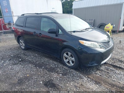 TOYOTA SIENNA 2012