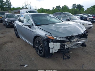 TOYOTA CAMRY 2019