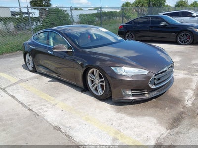 TESLA MODEL S 2013
