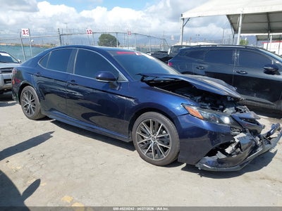 TOYOTA CAMRY 2022