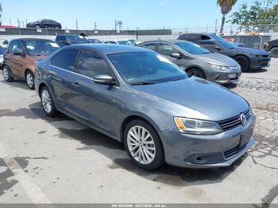 VOLKSWAGEN JETTA 2014