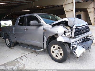 TOYOTA TUNDRA 2010