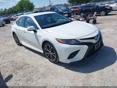 TOYOTA CAMRY 2020