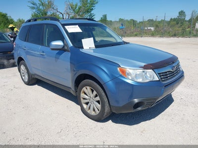 SUBARU FORESTER 2012
