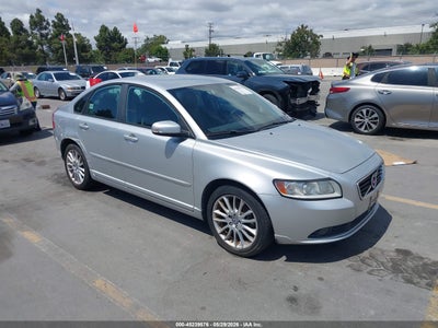 VOLVO S40 2011
