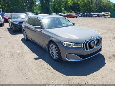 BMW 740 2022