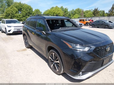TOYOTA HIGHLANDER 2021