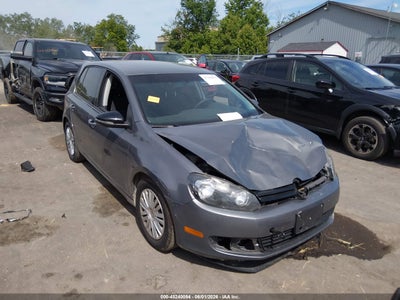 VOLKSWAGEN GOLF 2012