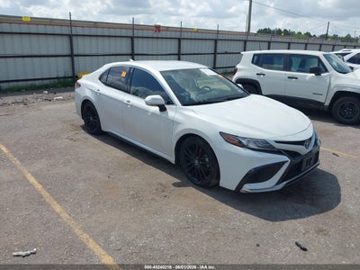 TOYOTA CAMRY 2021