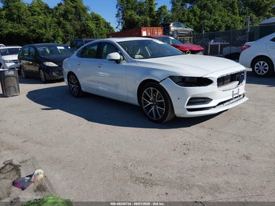 VOLVO S90 2017