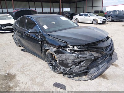 TOYOTA CAMRY 2022