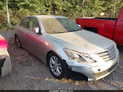 HYUNDAI GENESIS 2013
