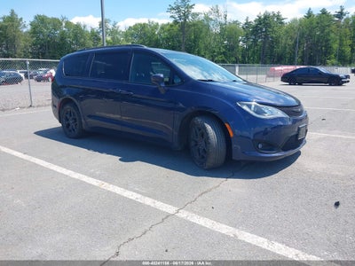 CHRYSLER PACIFICA 2020