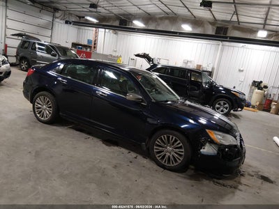 CHRYSLER 200 2012
