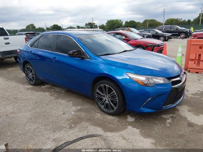 TOYOTA CAMRY 2016