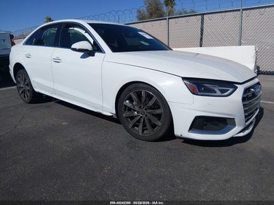 AUDI A4 2022