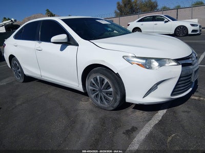 TOYOTA CAMRY 2016