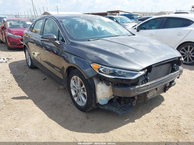 FORD FUSION HYBRID 2019