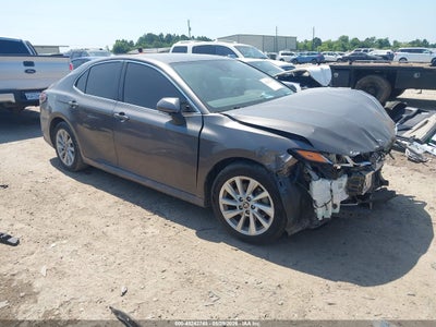 TOYOTA CAMRY 2023