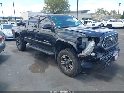 TOYOTA TACOMA 2018