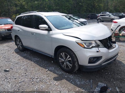 NISSAN PATHFINDER 2017